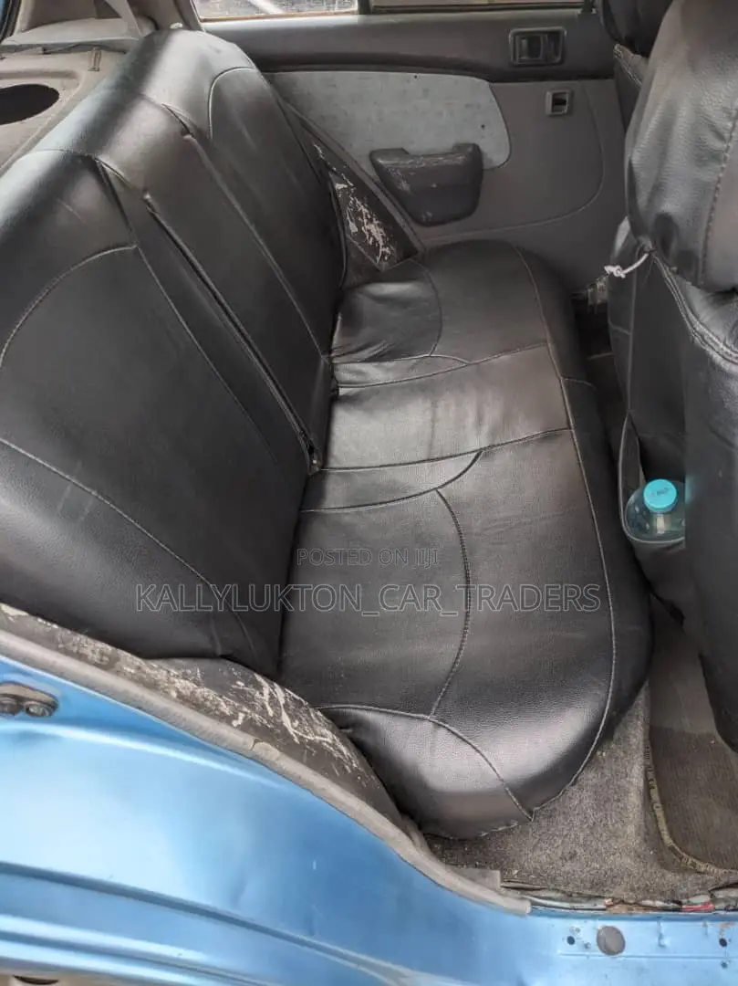 Toyota Starlet 2003 Blue