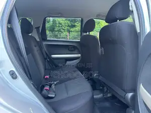 Toyota IST 2003 Silver