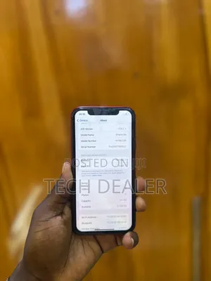 Apple iPhone XR 64 GB Red