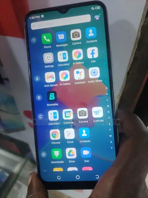 Tecno Spark 8C 64 GB Silver