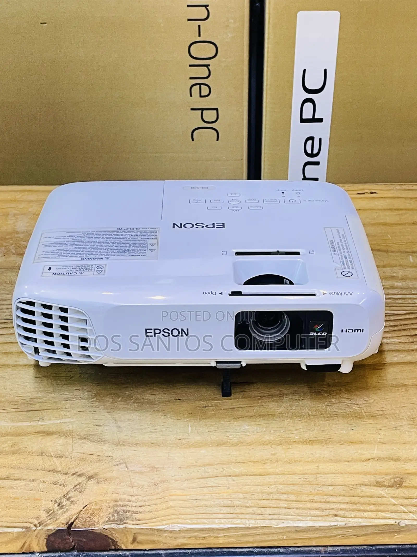 Epson Eb S18 Screen 200+ Inches