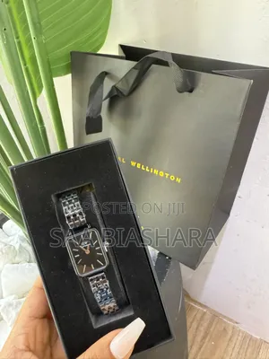 Daniel Wellington Quadro Ladies Watch Black Full Box