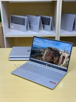 Laptop HP Pavilion 15 16GB Intel Core I7 SSD 512GB