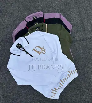 Victoria Long Sleeve Ts