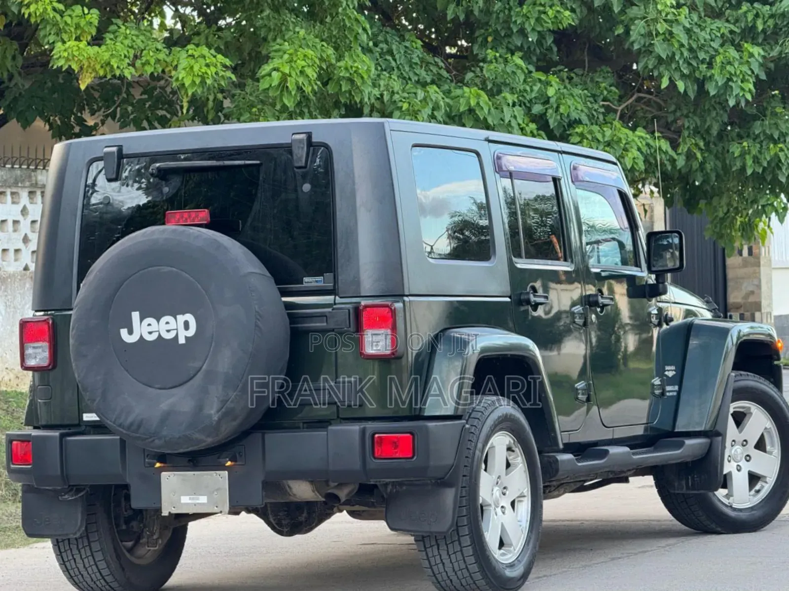 Jeep Wrangler Sahara 2010 Green