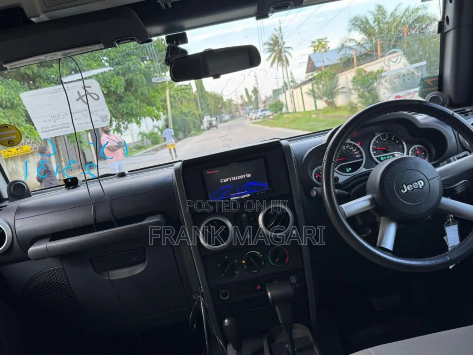 Jeep Wrangler Sahara 2010 Green
