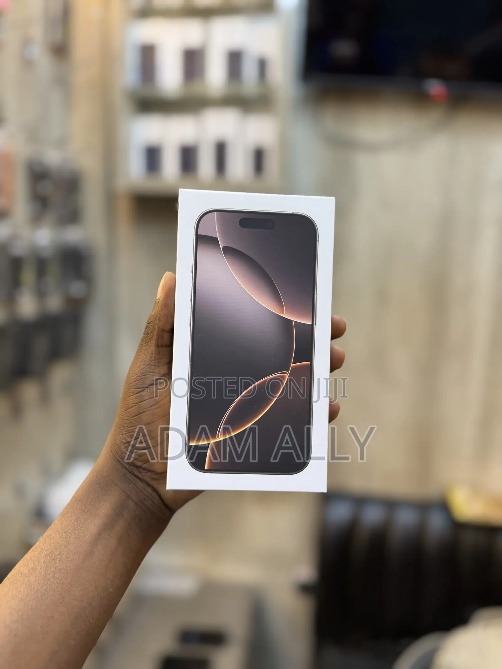 New Apple iPhone 16 Pro 256 GB Gold