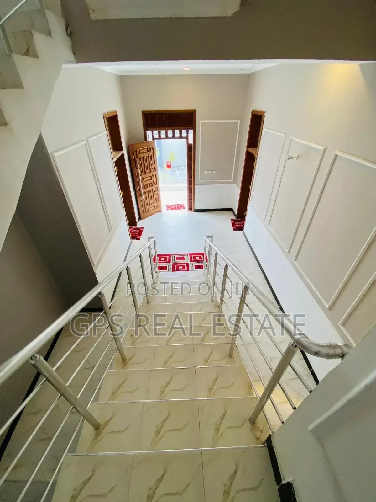 10bdrm House in Geza Ulole Beach, Kigamboni for sale