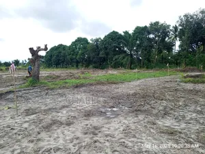 Kiwanja Sqmita 150 Kinauzwa Milion 5.5 Majohe Rada.