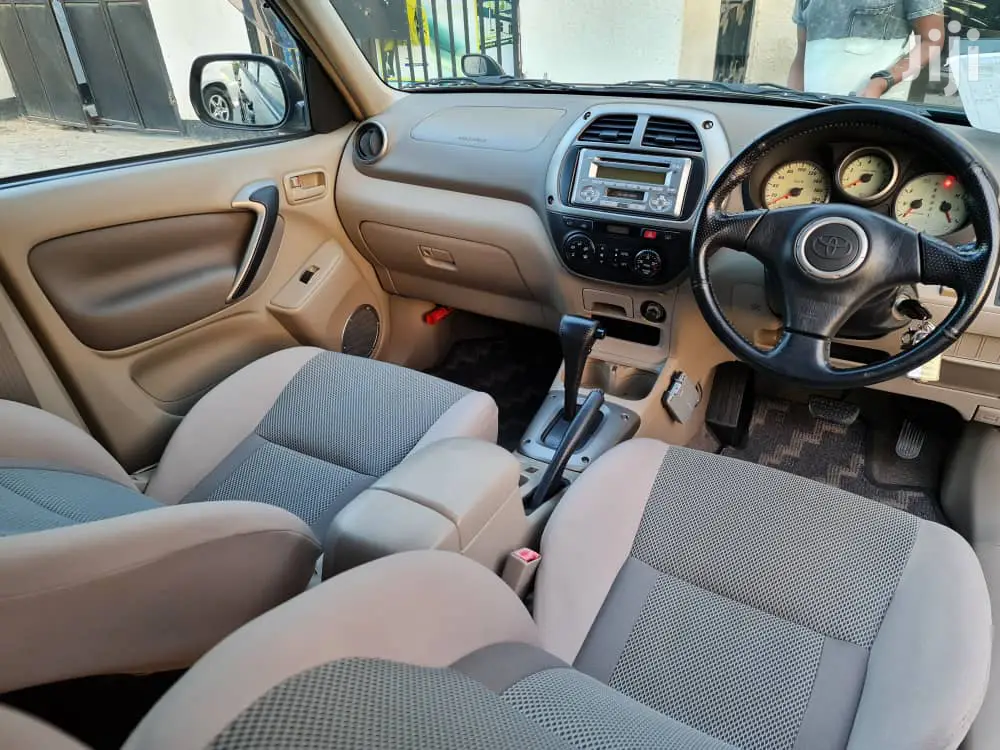 Toyota RAV4 Automatic 2000 Green
