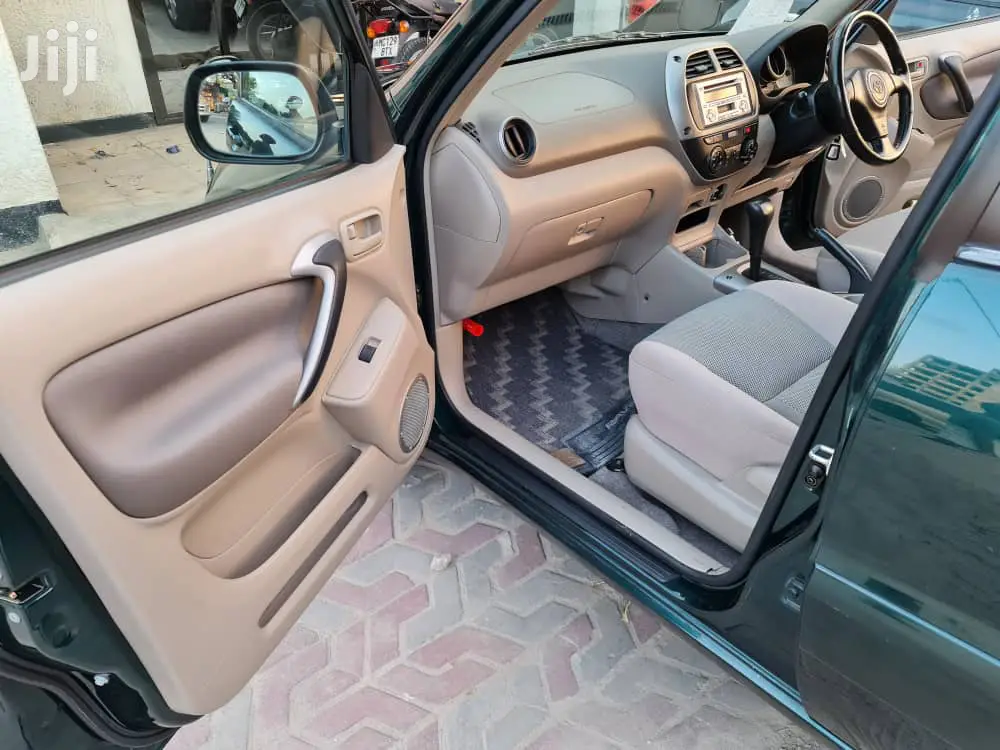 Toyota RAV4 Automatic 2000 Green