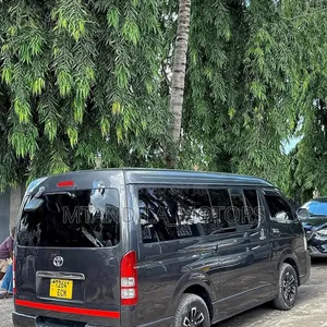 Toyota Quantum 2010 Grey