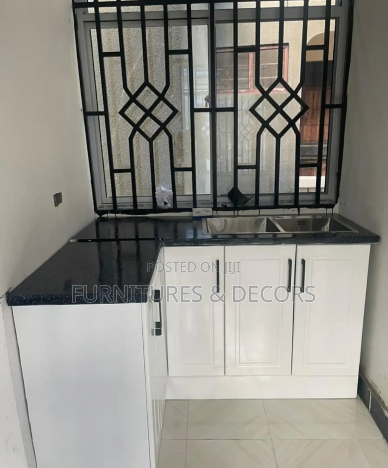 Kitchen Cabinet, Tuko Kwa Ajili Yako. Tupigei