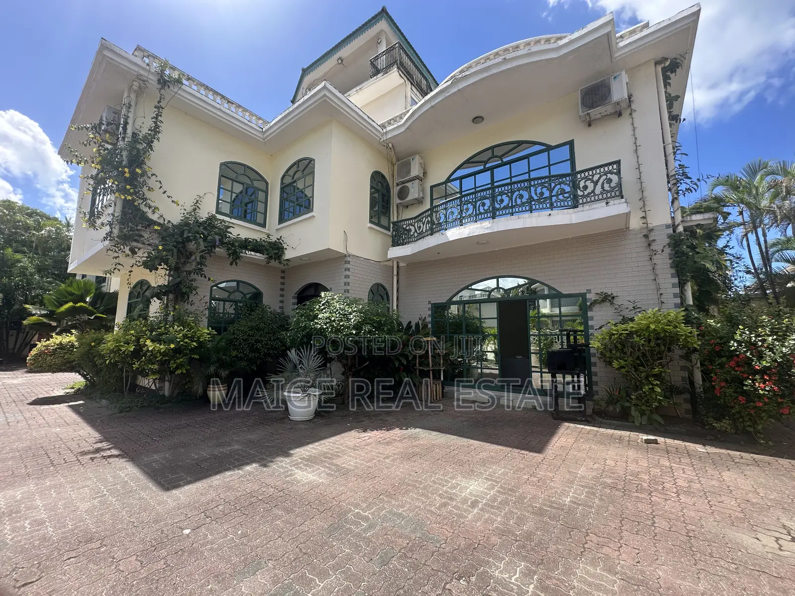Furnished 4bdrm Villa in Oyster Bay for rent