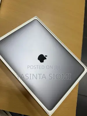 Laptop Apple MacBook Pro 2019 8GB Intel Core I5 SSHD (Hybrid) 128GB