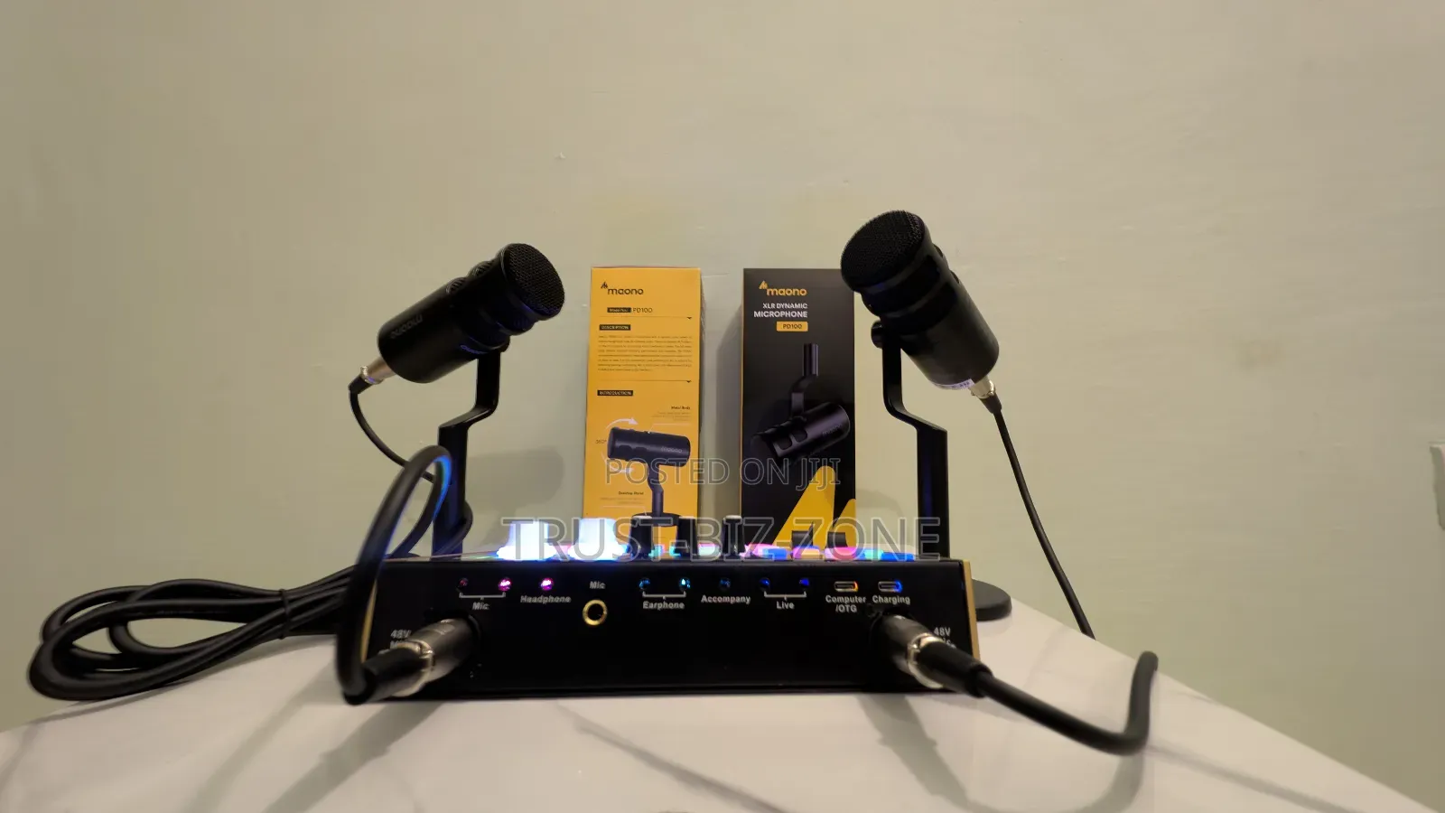 Podcast Microphone Maono Sounds Card 5way