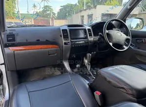 Toyota Land Cruiser Prado 2.7 5dr 2004 Silver