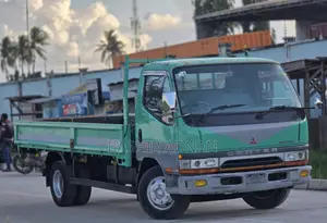 Mitsubishi Canter Lowbed 3.5 Tonnes Mpya Unregistered.