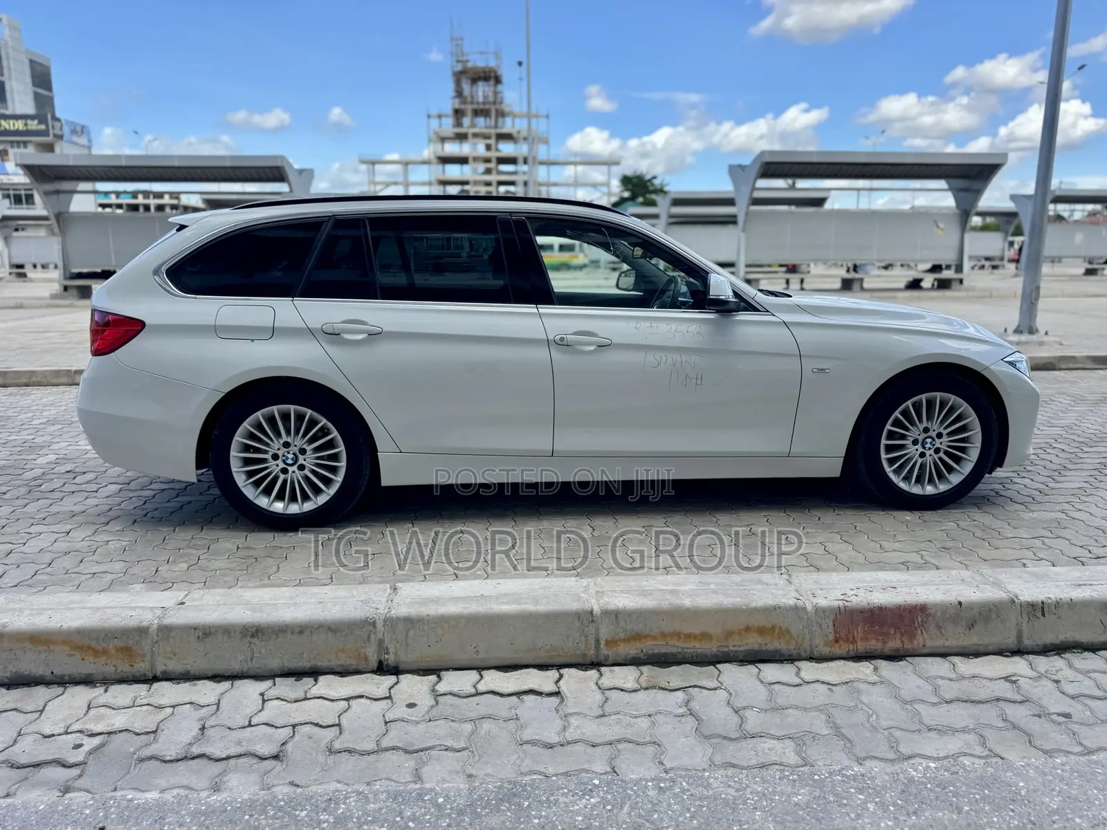 BMW 3 Series 320d RWD 2014 White