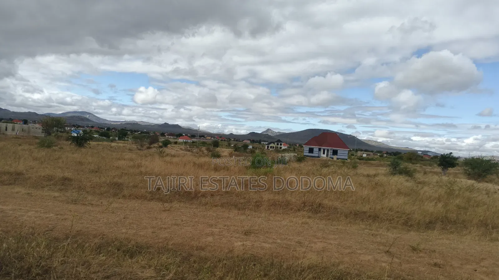 Dodoma Iyumbu East Uwanja Unauzwa