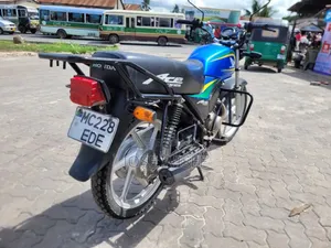 Honda VF 2024 Blue