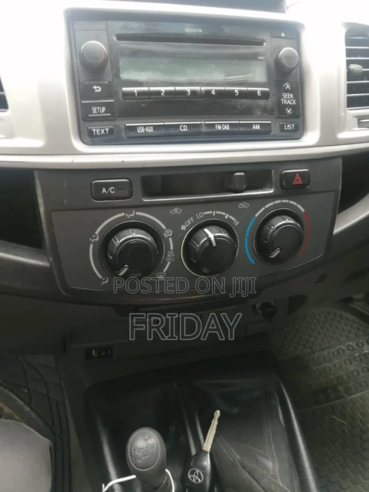 Toyota Hilux 2018 White