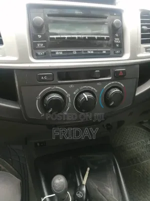 Toyota Hilux 2018 White
