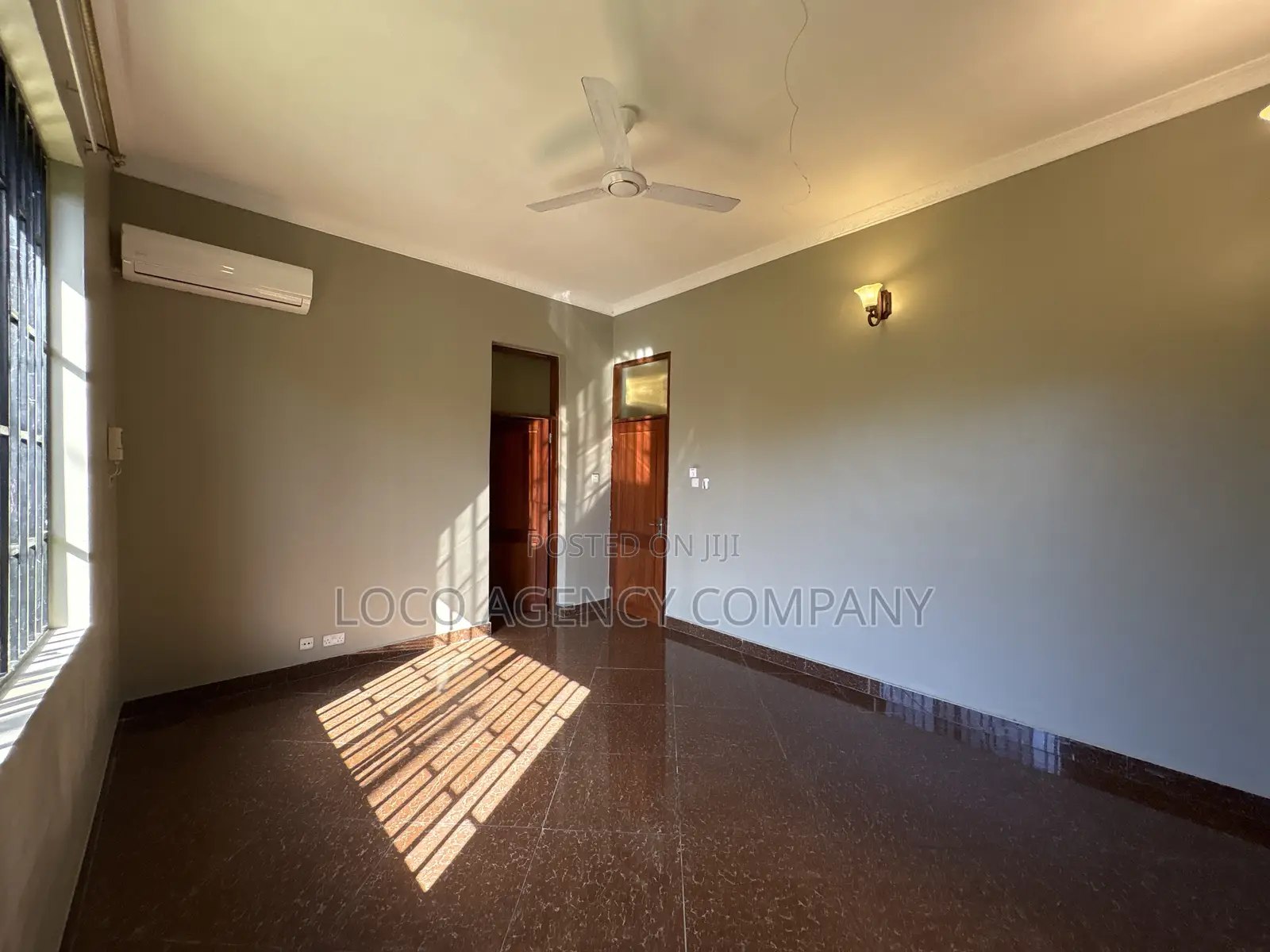 3bdrm Villa in Trusted Real Estate, Oyster Bay for rent