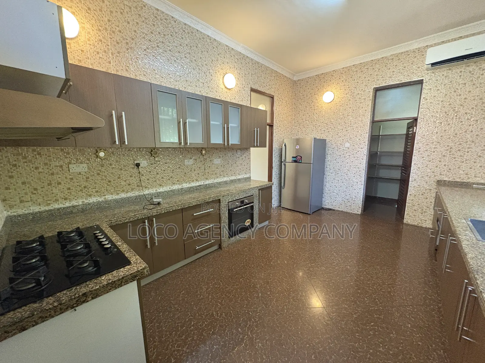 3bdrm Villa in Trusted Real Estate, Oyster Bay for rent
