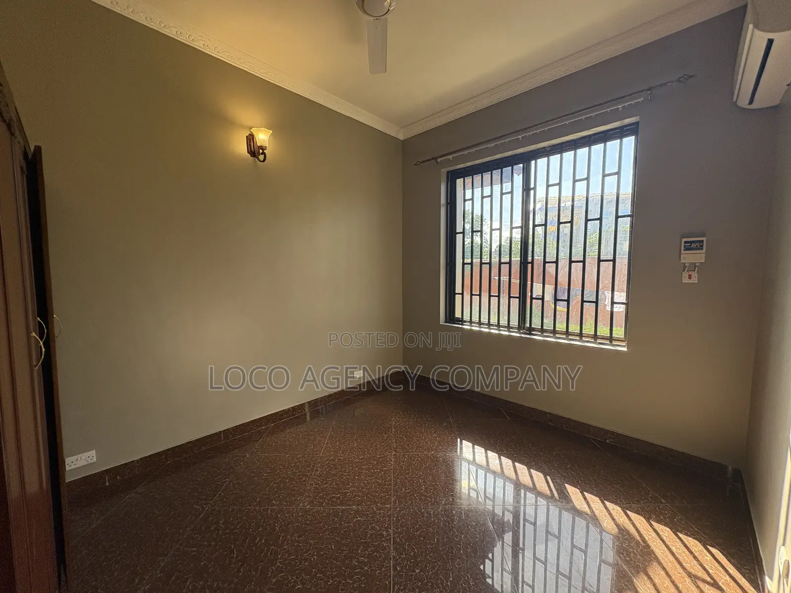 3bdrm Villa in Trusted Real Estate, Oyster Bay for rent