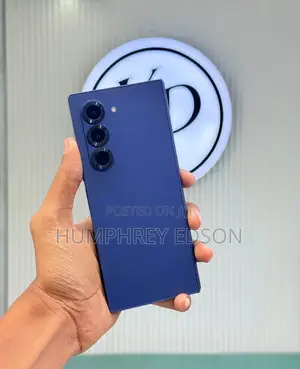 New Samsung Galaxy Z Fold6 256 GB Blue