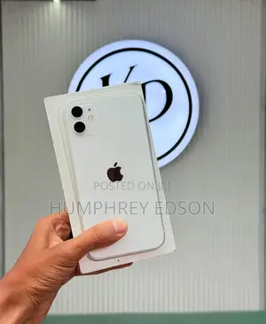 New Apple iPhone 11 128 GB White