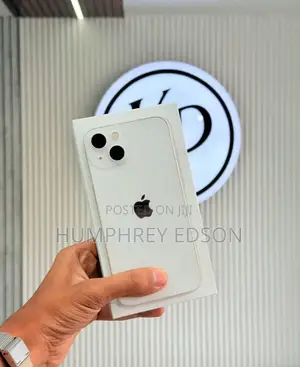New Apple iPhone 13 128 GB White