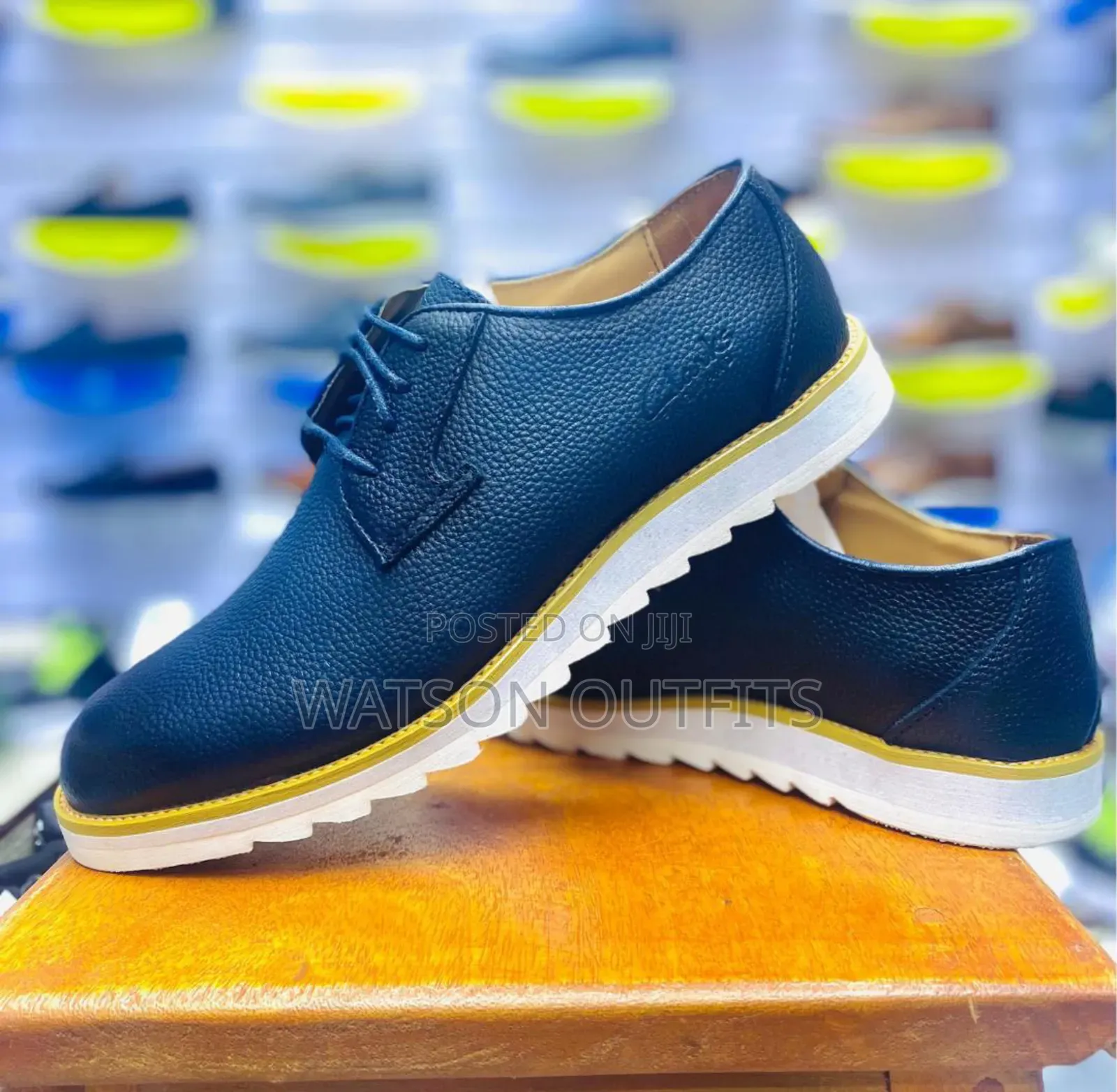 Completely and Totally Clarks Brand Za Ngozi Og