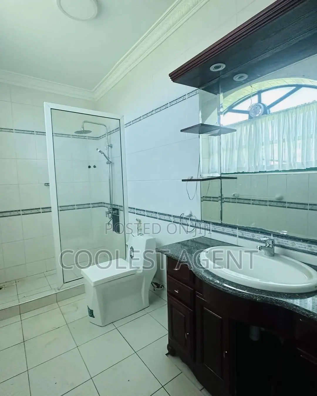 Furnished 4bdrm Villa in Coolest Estate, Oyster Bay for rent