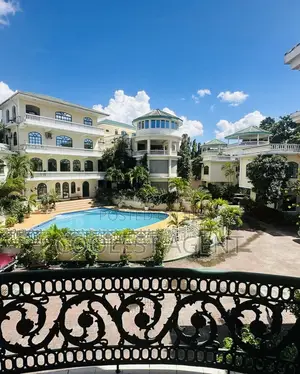 Furnished 4bdrm Villa in Coolest Estate, Oyster Bay for rent