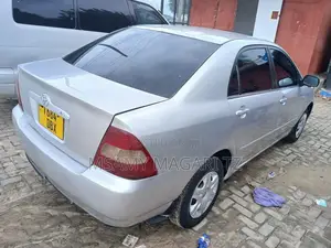 Toyota Corolla Hatchback 2001 Silver