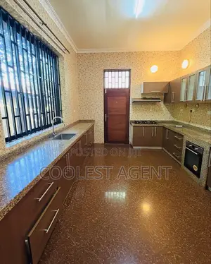 3bdrm Villa in Coolest Estate, Oyster Bay for rent