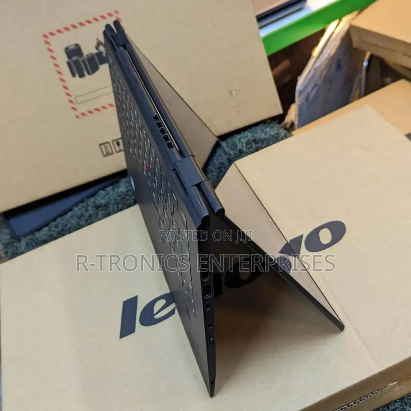 Laptop Lenovo Thinkpad X1 Yoga 8GB Intel Core I5 HDD 256GB