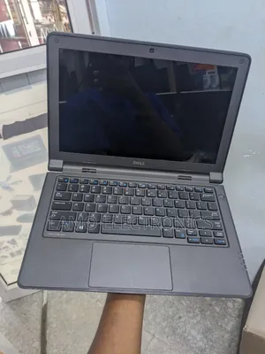 Laptop Dell Latitude 11 3160 4GB Intel HDD 500GB