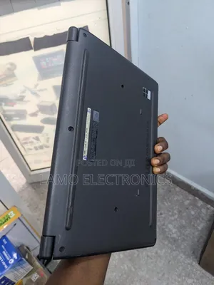 Laptop Dell Latitude 11 3160 4GB Intel HDD 500GB