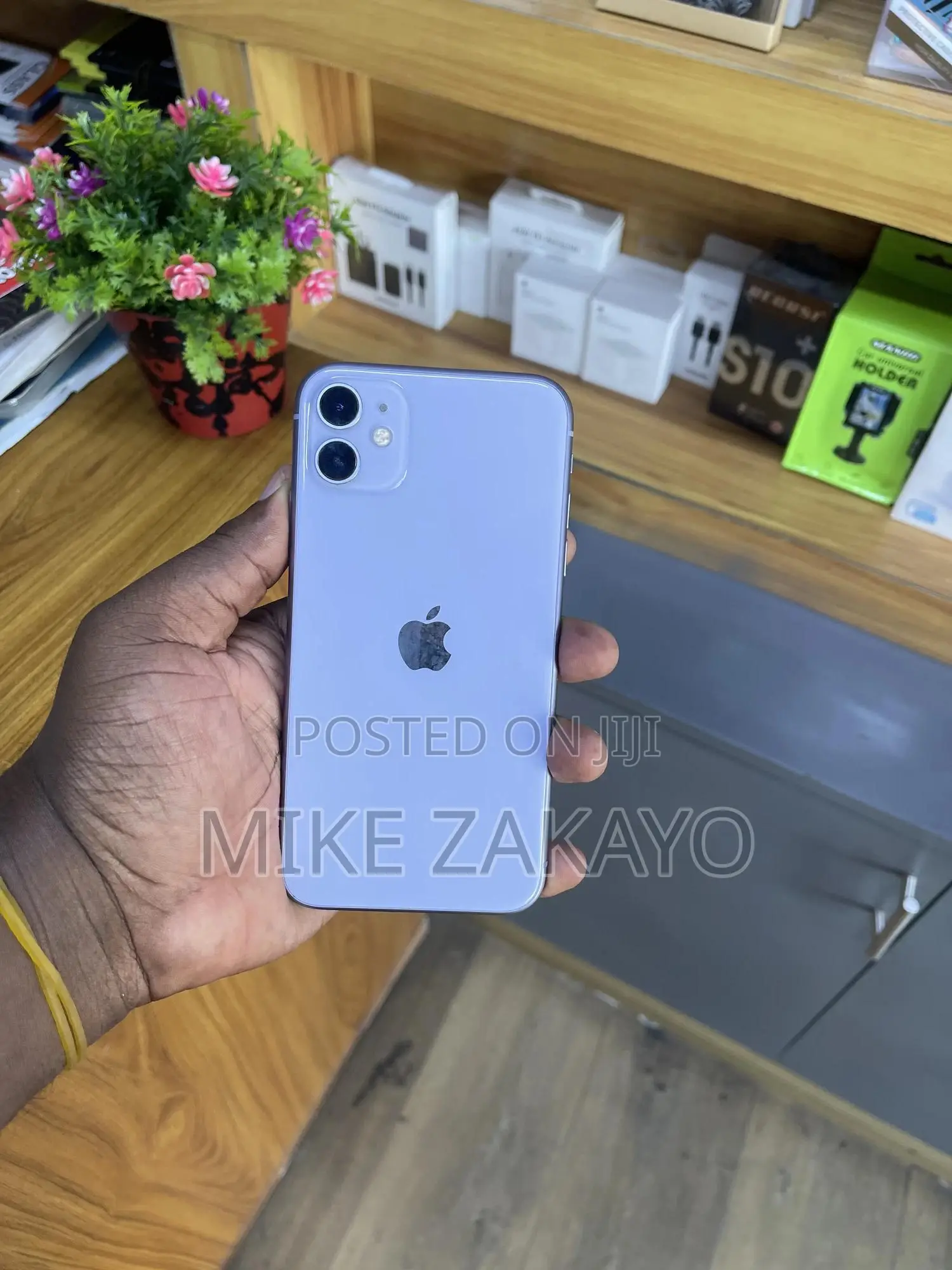 Apple iPhone 11 64 GB Purple