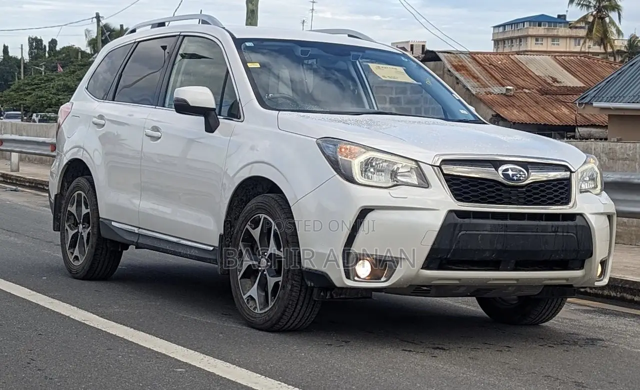 Subaru Forester 2013 Pearl