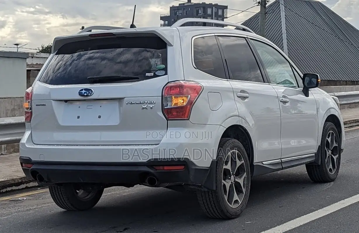 Subaru Forester 2013 Pearl