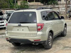 Subaru Forester 2009 Gold