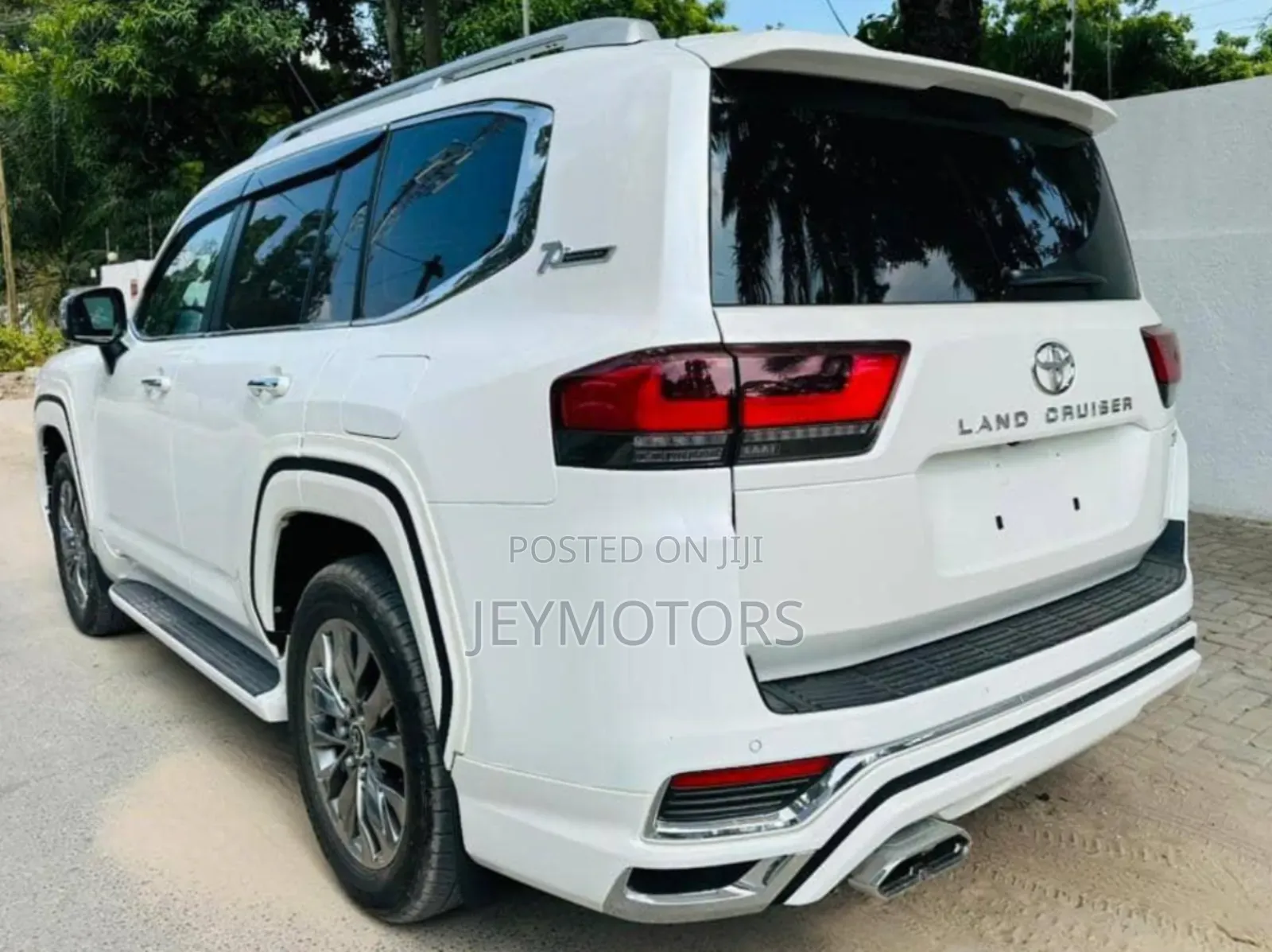 New Toyota Land Cruiser 2023 Pearl