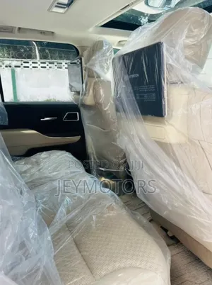 New Toyota Land Cruiser 2023 Pearl