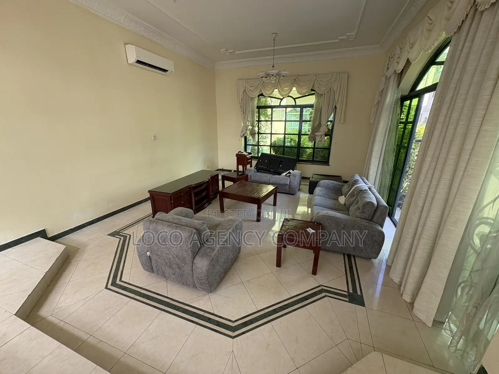 Furnished 4bdrm Villa in Trusted Real Estate, Oyster Bay for rent
