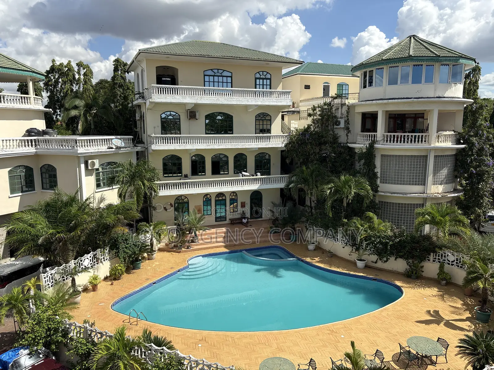 Furnished 4bdrm Villa in Trusted Real Estate, Oyster Bay for rent