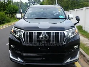 Photo - Toyota Land Cruiser Prado 2021 Black
